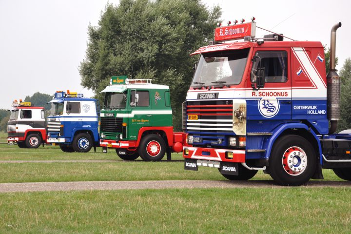 Scania 142