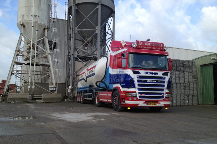 Scania R500